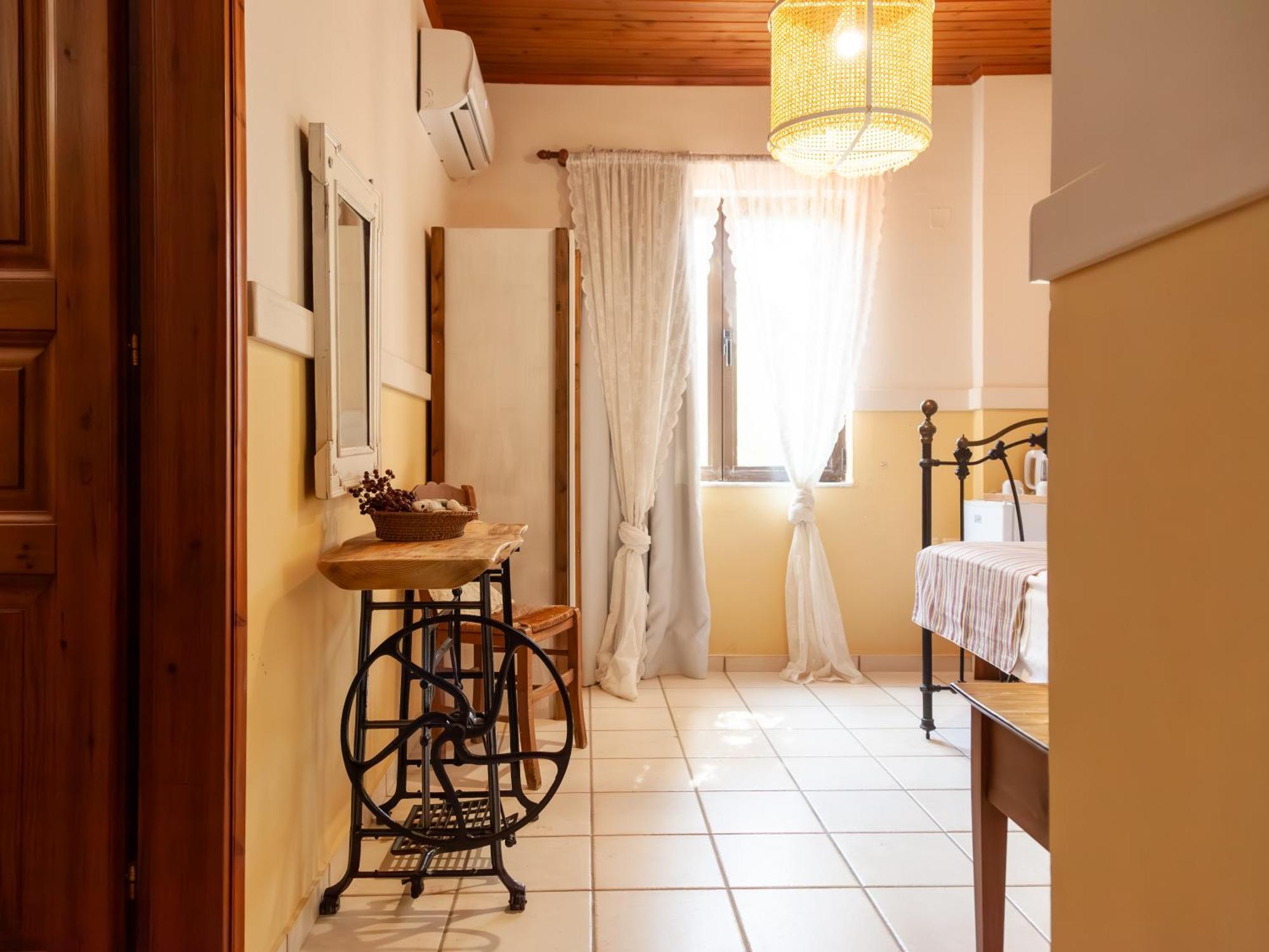 Amnisiades Apartments Karteros Ngoại thất bức ảnh